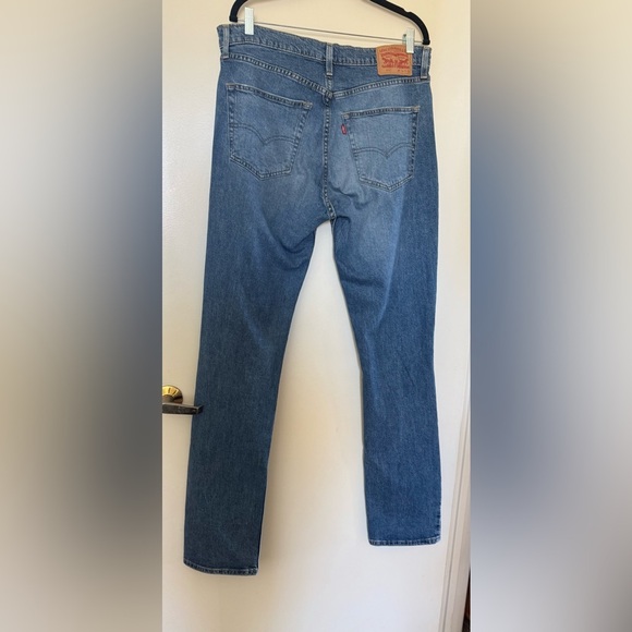 Levi’s Distressed 511 Jeans in Size 36x36 - Picture 14 of 15